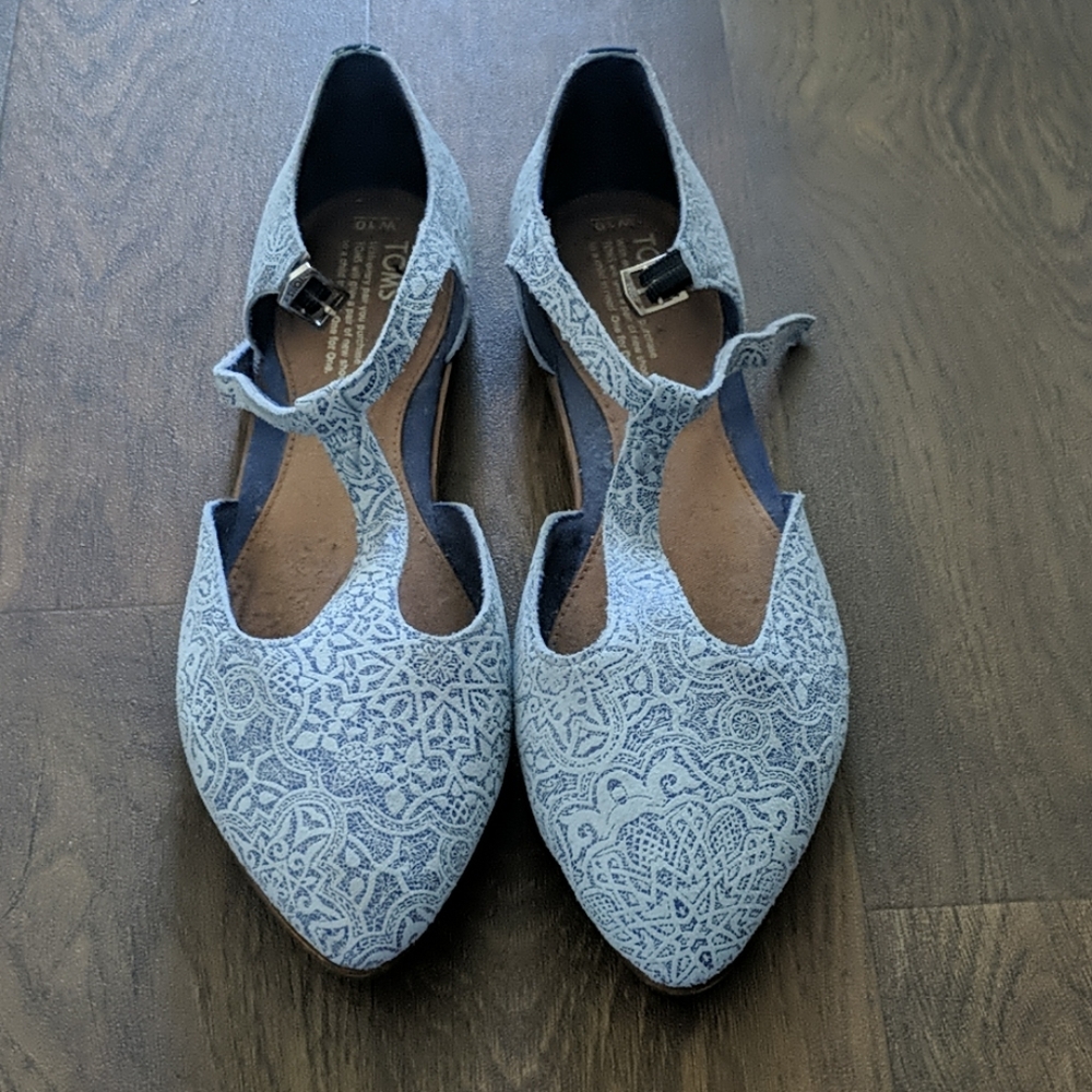 Tom's flats